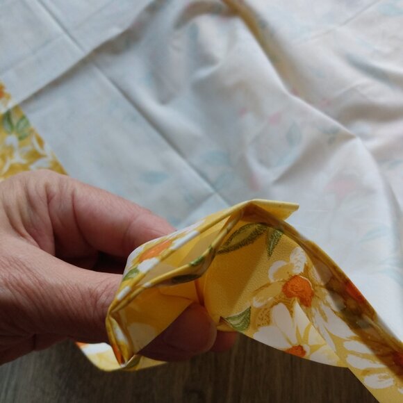 Vintage Vinyl Window Curtains Yellow Floral Set of 4 Panels Tiebacks 33" x 46.5" - Picture 8 of 11